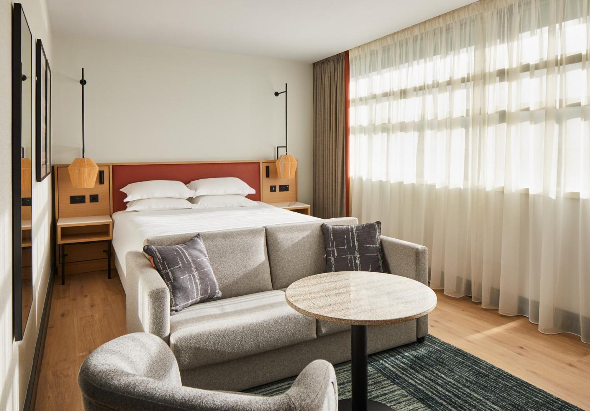 Marriott Piccadilly Hotel 4*